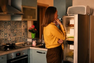 How to Store Bacteriostatic Water: Fridge or Room Temperature?