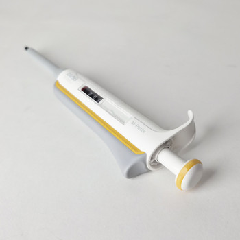 Autoclavable Variable Volume Single Channel Pipettor, Mi-Pette, 20~200ul (With Pipette Tips)