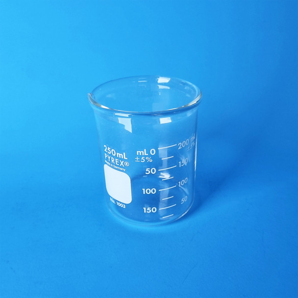 PYREX® Heatproof Super Duty Glass Beaker