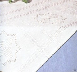 White with Silver Tablecloths / PF223