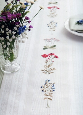 White Table Cloth / PF1623821