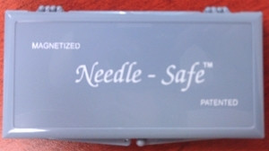 Magnetic Needle Case / NSL