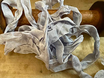 Bogart's Violet 1/2' Crinkle Ribbion / D-204.