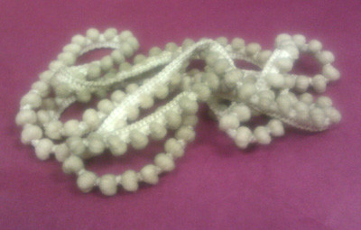 Grunge Pom Pom (1yd) / D-057.