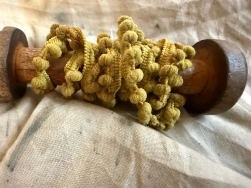 Honey Whiskey Mini Pom Pom (1y / D-185.