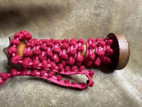 Raspberry Pearls Mini Pom Pom / D-073.