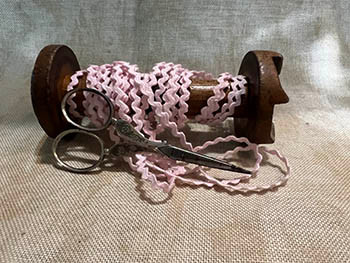 Tutu Rick Rack 1/4" (3 yards) / D-166.