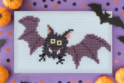 Spooky-Bat - SKIP 
 by Kate Hadfield / BTSKIP5