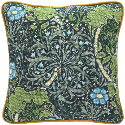 Seaweed - Woolen Tapestry - Morris & Co 
 by Henry Dearle / BTTAC26