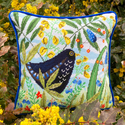 Merle Tapestry - Blackbird Tapestry 
 by Linda Hoskin / BTTLH4