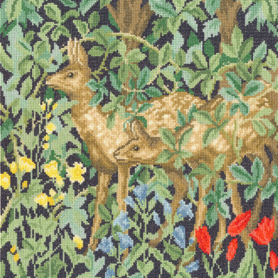 Greenery Deer - William Morris by Henry Dearle / BTXAC17