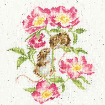 Little Whispers 
 - Wrendale Collection 
 by Hannah Dale / BTXHD103