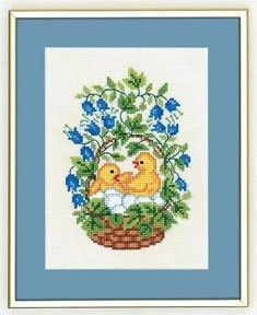 Chicks in Basket / 7712891 WI