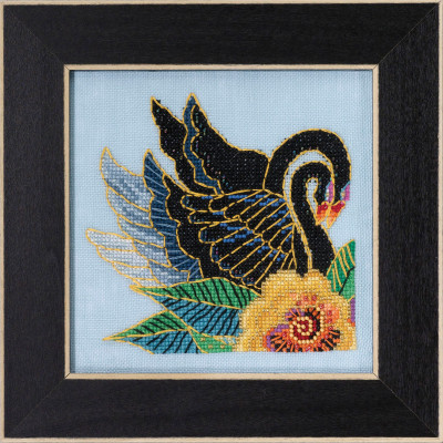 Black Swans (2023) / LB302311