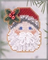 Mistletoe Santa (2003) / H109
