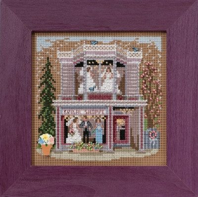 Bridal Shoppe (2015) - Main Street / MH145102