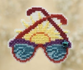 Shades (2010) / MH180106
