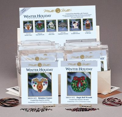 Kit Display -Winter Holiday Ornament Kits 2016 / MH181630
