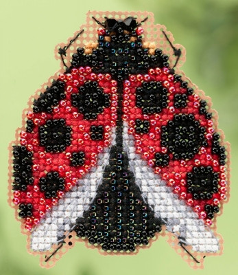 Ladybug Hug (2015) / MH185103