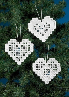 Heart Hardanger Ornaments White (3 designs) / 014616 WI