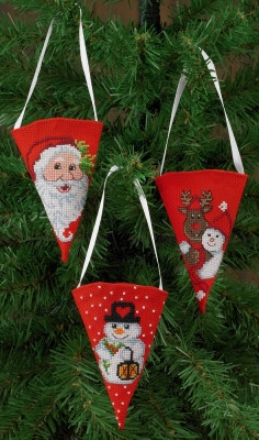 cones Santa, Snowman, Reindeer (3 designs) / 015244 WI