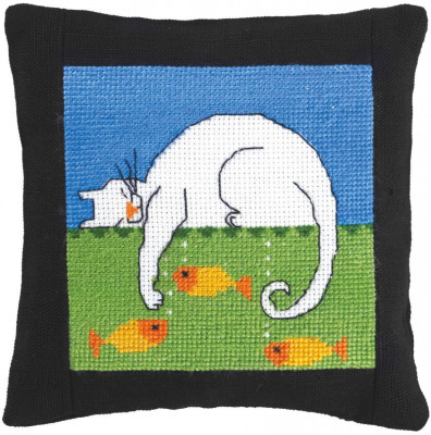 Cat - Pin Cushion / 038111 WI