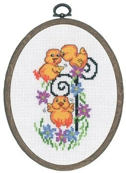 Three Easter Chicks / 121347 WI