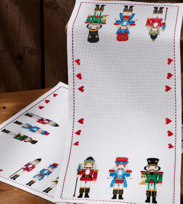 Nutcracker - Tablecloth (lower left) / 271270 WI