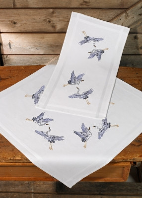 Crane - Table Runner - Embroidery (top) / 630731 WI