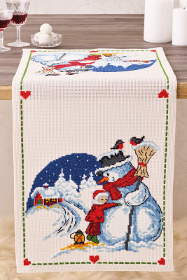 Snowman Gets Hug Table Runner / 684207 WI