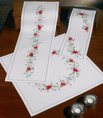 Summer - Table Runner (upper left) / 758848 WI