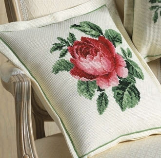 Rose Pillow / 833301 WI