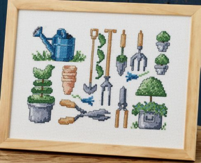 Boxwood and Tools / 926181 WI