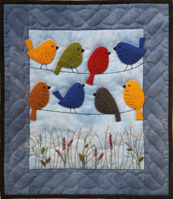 Birds on Wires Wall Quilt / RGK0421