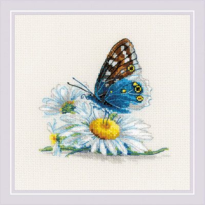 Fragile Beauty / RL2220