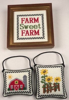 Farm Ornament Set (3 designs) / PC2194