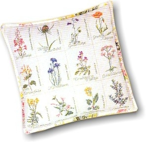Wild Flowers Cushion / GOK2074