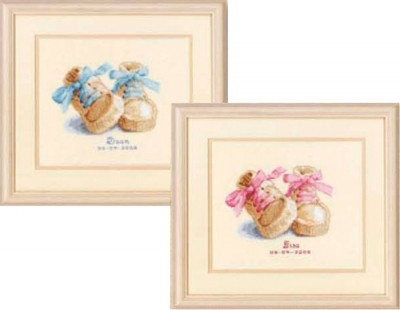 Baby Shoes - Pink or Blue Laces / PNV11694