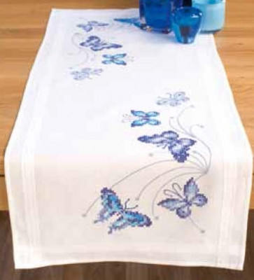 Blue Butterflies Runner / PNV145089