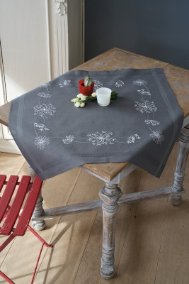 White Flower Table Cloth / PNV164728