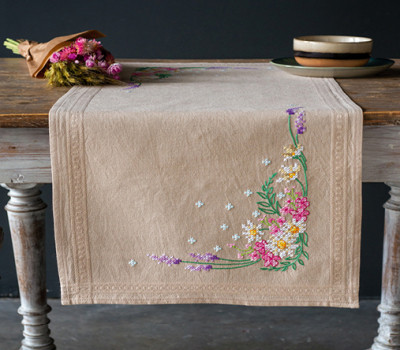 Spring Flowers Runner - Embroidery / PNV190851