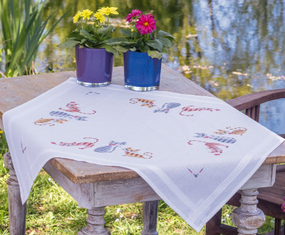 Striped Cats Tablecloth / PNV194736