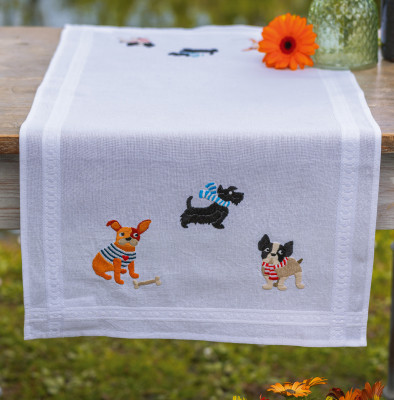 Doggies Table Runner / PNV199283