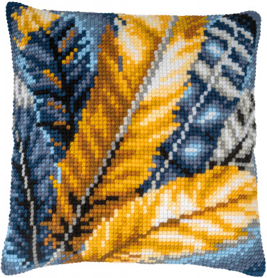 Feathers - Cushion / PNV201615