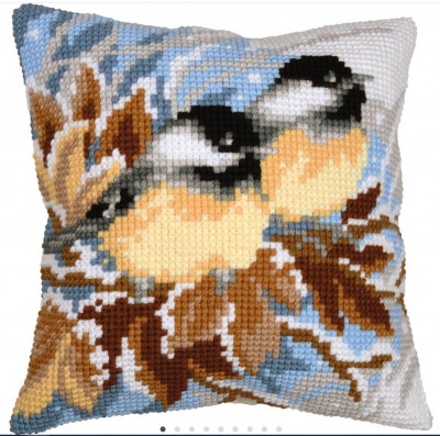 Chickadees in Winter Cushion / PNV201752