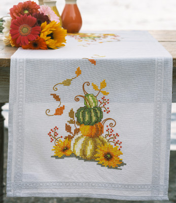 Pumpkin with Leaves - Tablerunner / PNV206883
