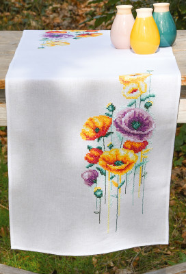 Poppies Table Runner / PNV207581