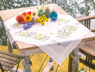 Poppies Tablecloth / PNV211016