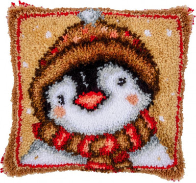 Penguin - Latch Hook Cushion / PNV221685