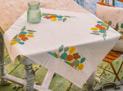 Autumn Forest - Table Cloth / PNV222656